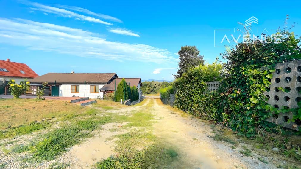Piata Avenue | Na predaj Bungalov - Turčiansky Peter