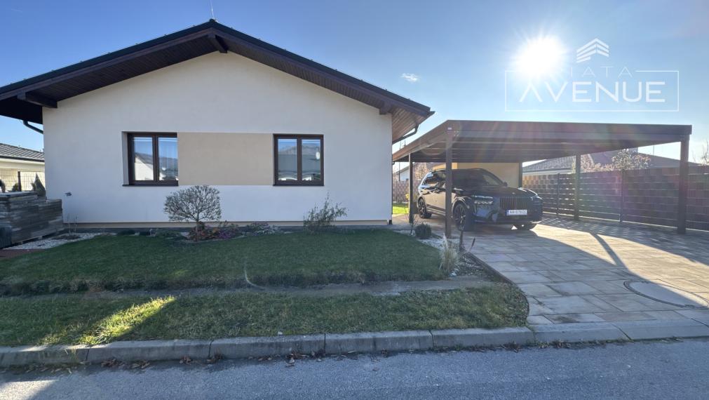 Na predaj moderný 4-izbový bungalov v obci Svederník