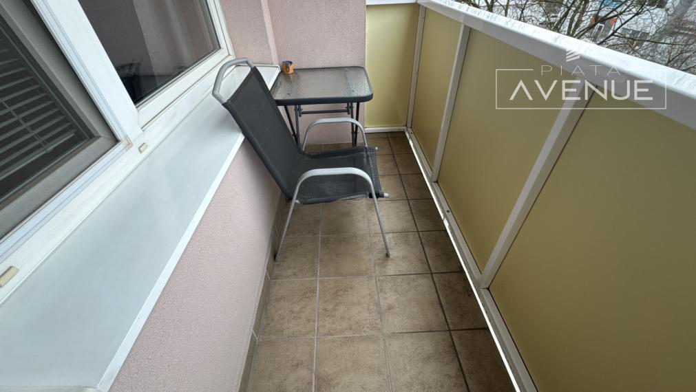 ZARIADENÝ BYT 2+1 , Žilina - Hliny VIII (62m2) , loggia a balkón