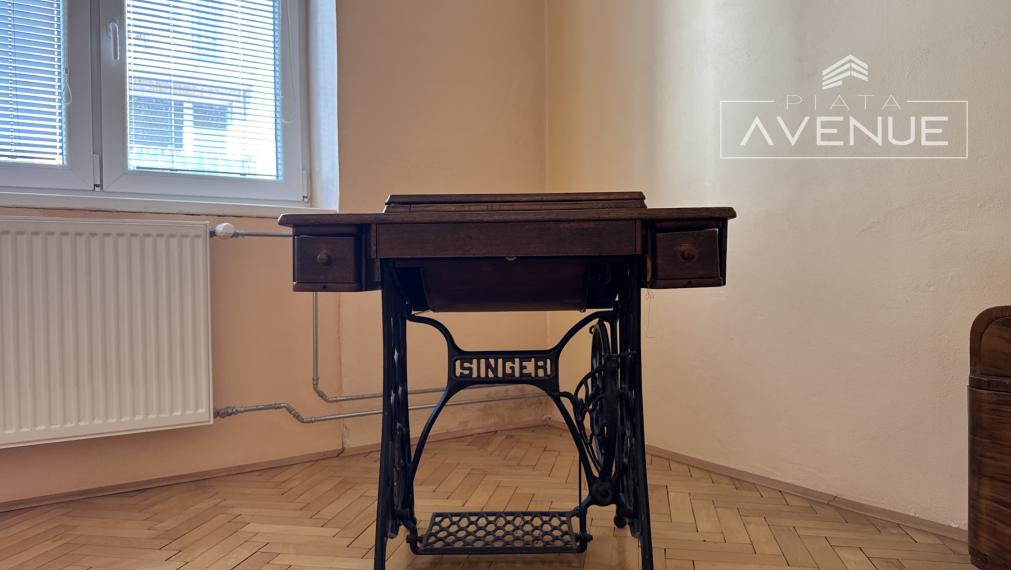 Staromestský tehlový byt 3+1 , Žilina - Širšie centrum (75m2) s balkónom