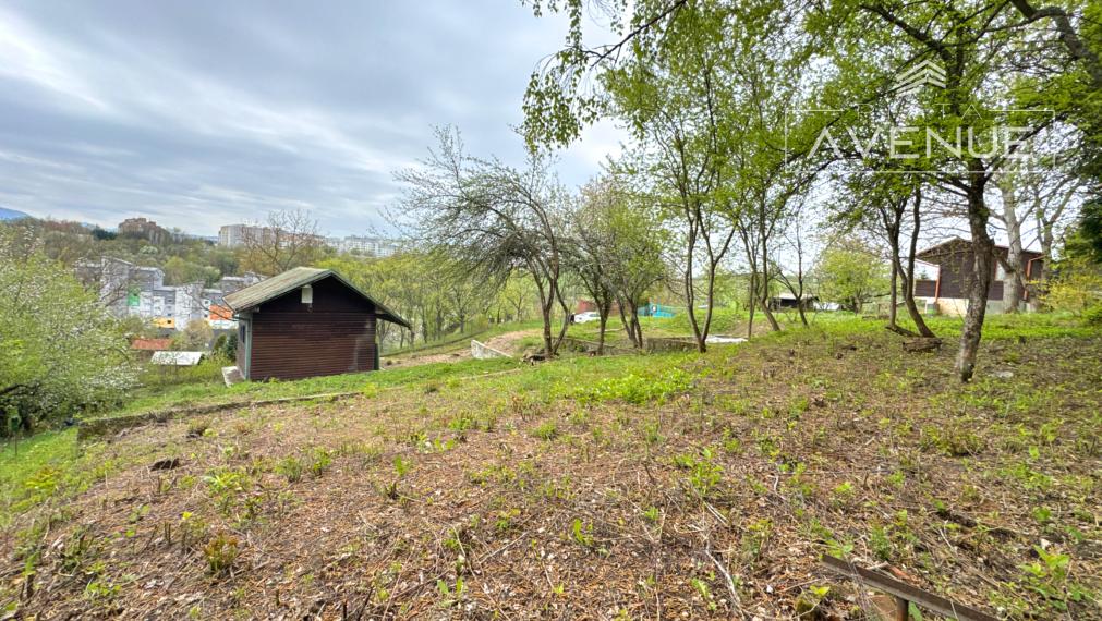 Piata Avenue | Chatka s pozemkom 747 m² - Závodie