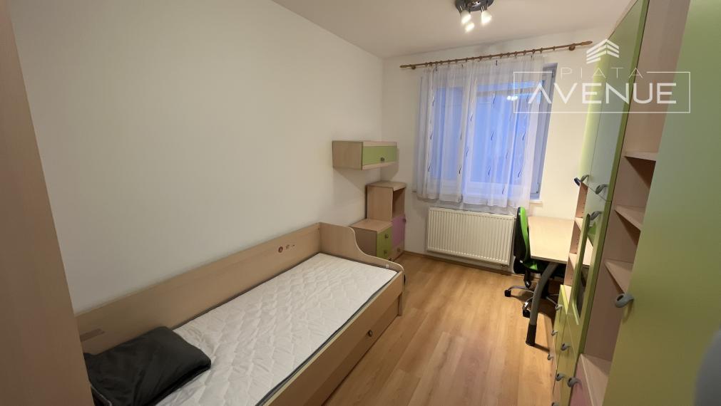 Na prenájom tehlová novostavba 4+1 , Žilina - Hliny VIII (92m2) s parkvacím státím