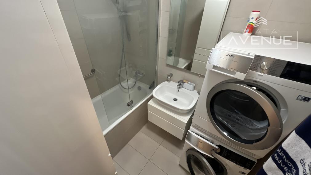 Na prenájom tehlová novostavba 4+1 , Žilina - Hliny VIII (92m2) s parkvacím státím