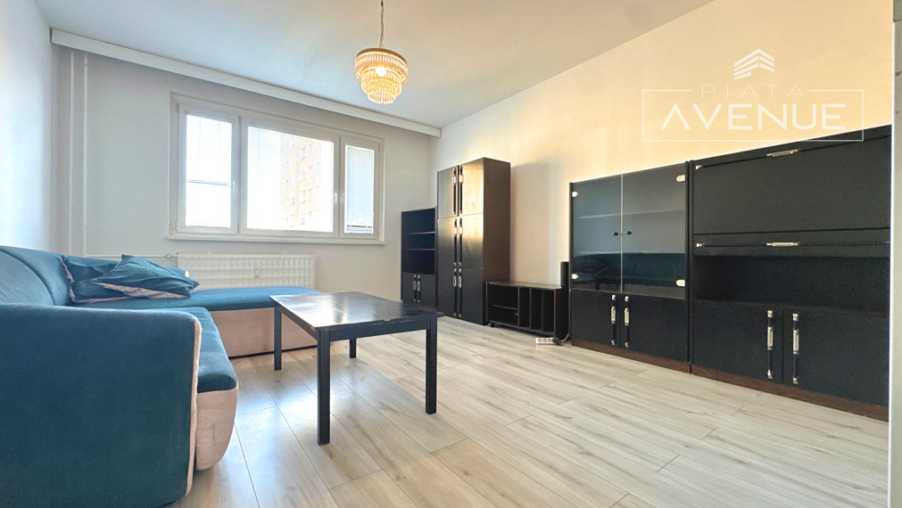 Piata Avenue | Na prenájom zariadený byt 3+1, Žilina - Solinky
