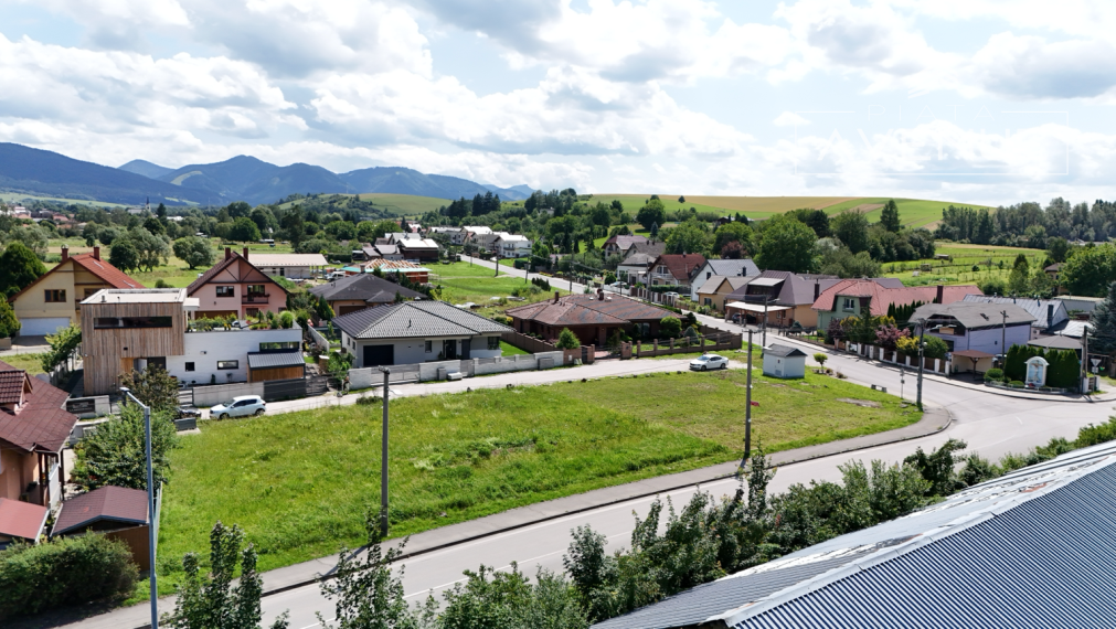 stavebný pozemok - 700m od centra Rajeckých Teplíc