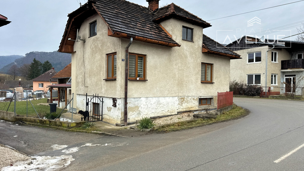 REZERVOVANÉ | Rodinný dom s pozemkom (735 m2) - Poluvsie