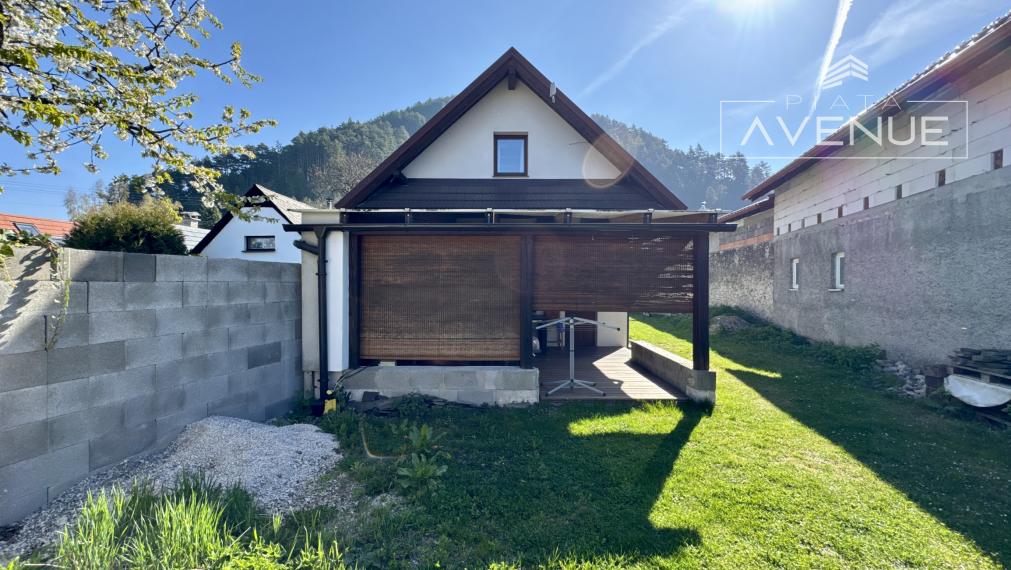 Piata Avenue | Rodinný dom Blatnica – 200 m², 15 min. od Martina