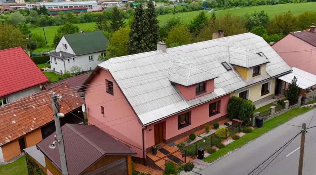 EXKLUZÍVNE!!! Zrekonštruovaný dvojgeneračný rodinný dom - Krásno nad Kysucou (Blažkov)