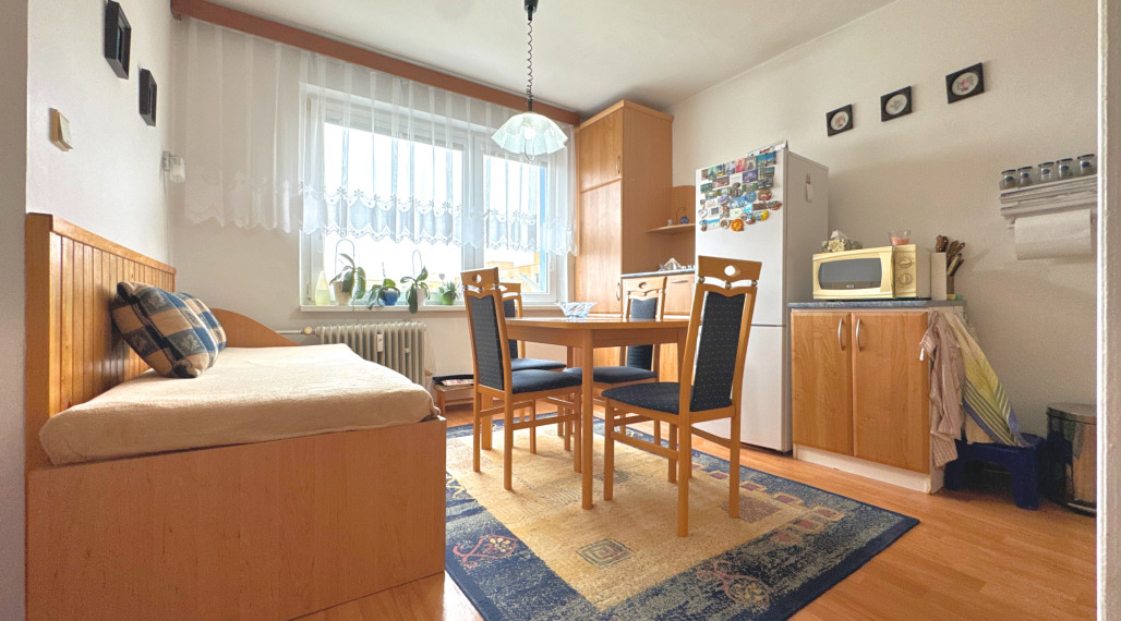 REZERVOVANÉ | Udržiavaný 1-izbový byt 41 m² - Vlčince - REZERVOVANÉ