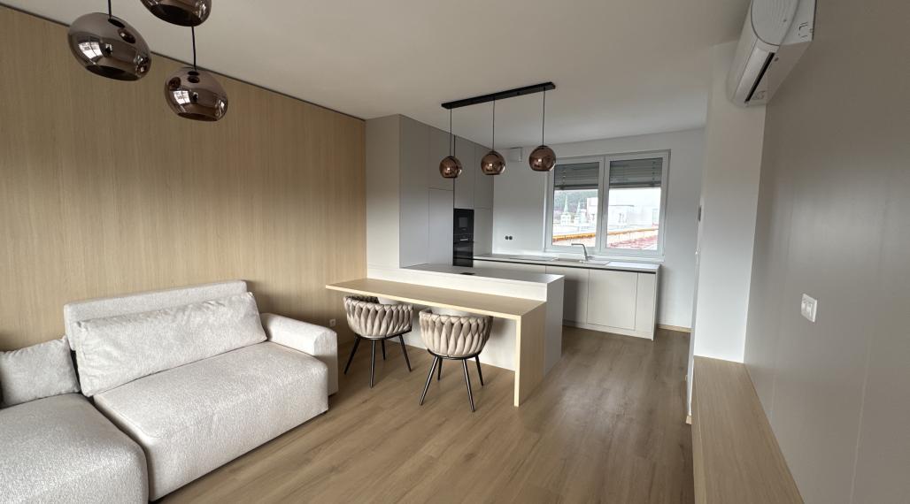 REZIDENCIA KOLEČKO 2+kk na prenájom (65m2) s terasou (20m2) a parkovacím státím