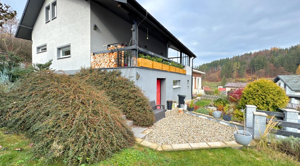 Piata Avenu | Tehlový rodinný dom len 10 minút od Žiliny - Žilinská Lehota