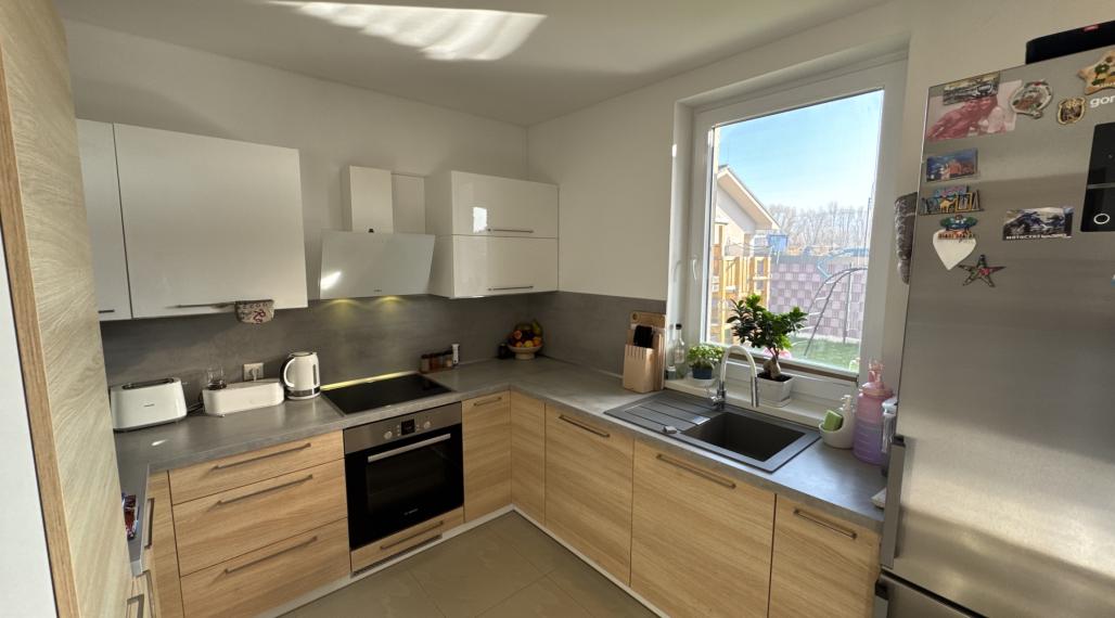 Na predaj moderný 4-izbový bungalov v obci Svederník