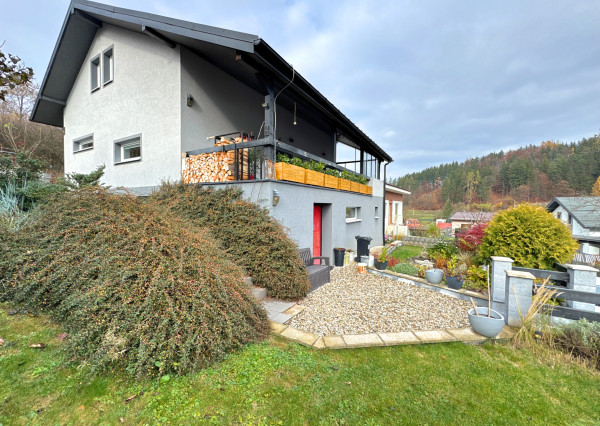 Piata Avenu | Tehlový rodinný dom len 10 minút od Žiliny - Žilinská Lehota