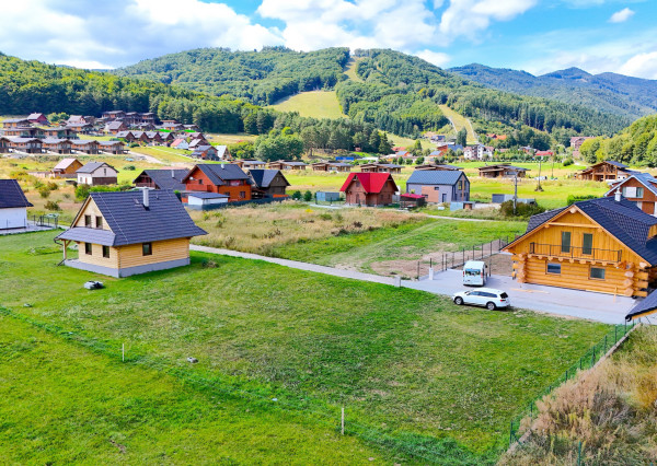 Piata Avenue | Stavebný pozemok - Valča