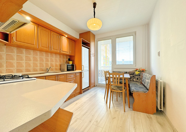 Piata Avenue | Na prenájom zariadený byt 3+1, Žilina - Solinky