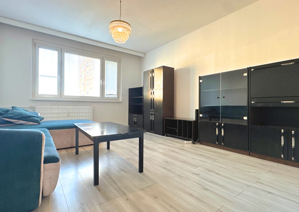 Piata Avenue | Na prenájom zariadený byt 3+1, Žilina - Solinky